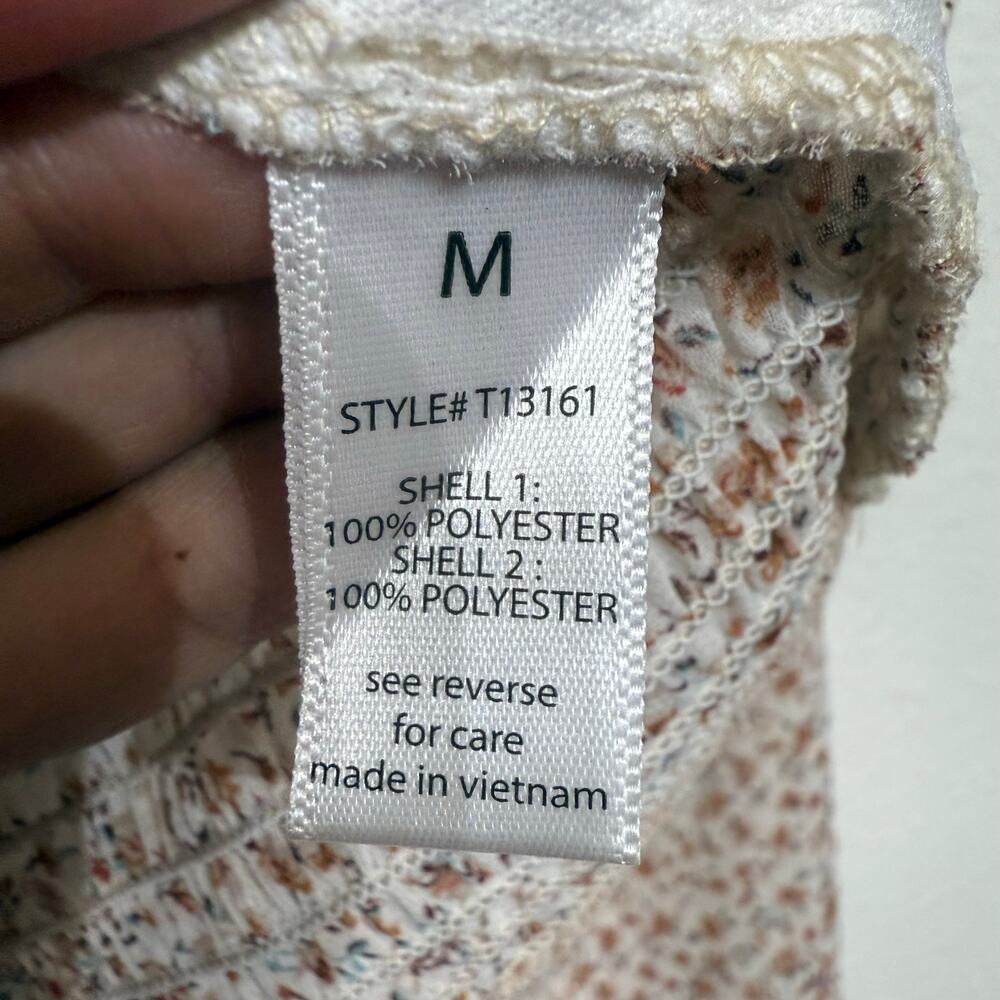 Active USA Floral Ruched Cropped Blouse Long Sleeve Square Neck Sz M NWT - Picture 7 of 13